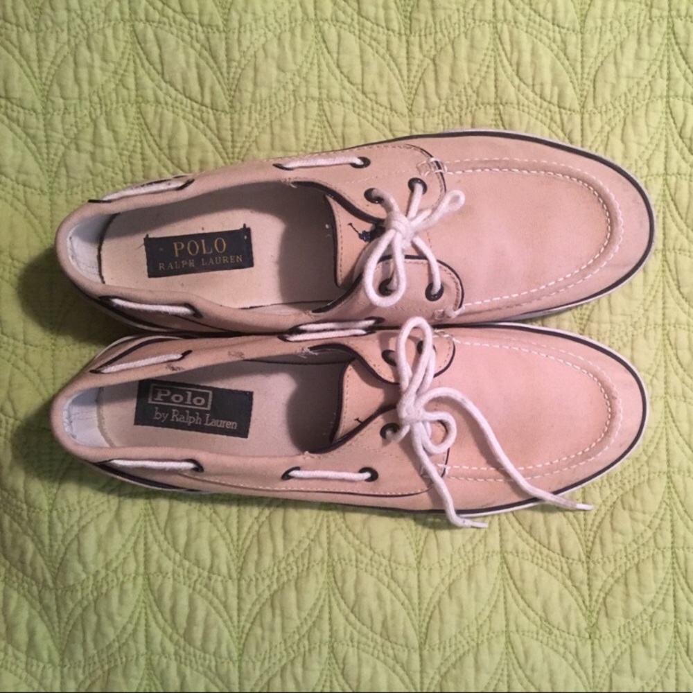 Size 11 boat shoes