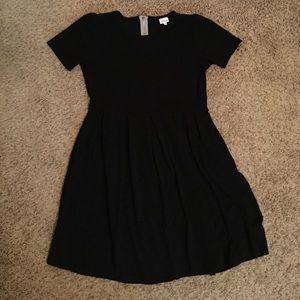 🦄🦄🦄LulaRoe Solid Black Amelia