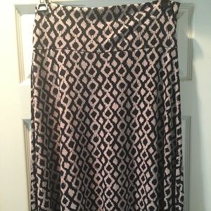 Lularoe Azure skirt.
