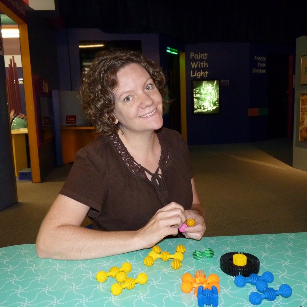 Meet your Posher, Dev