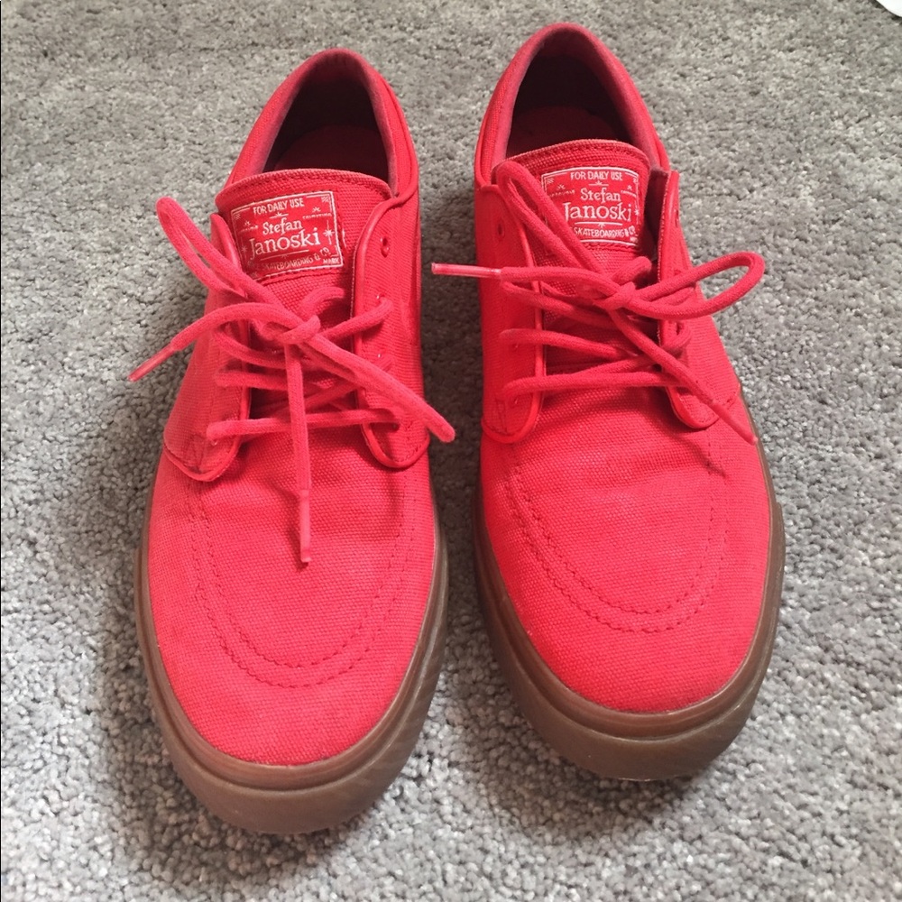 Nike SB zoom Stefan Janoski's - "Hyper Red"