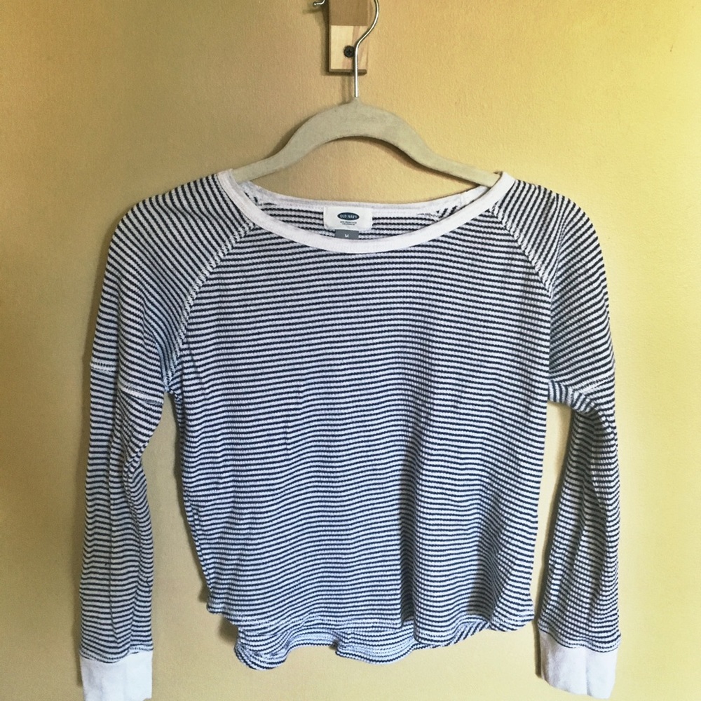 Old Navy long sleeve crop top