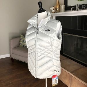 The North Face - Aconcagua Vest NWT