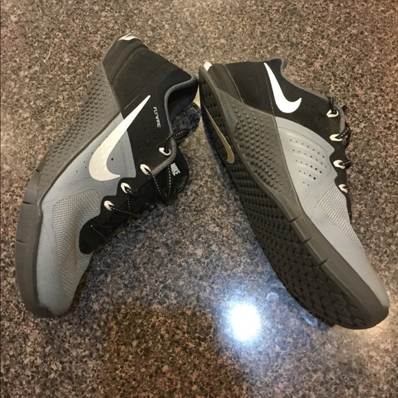 Nike fly wire sneakers - Picture 3 of 4