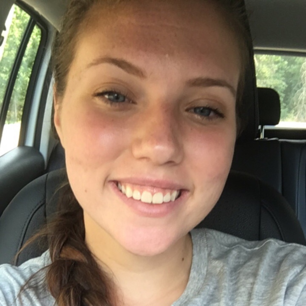 Meet your Posher, Abby