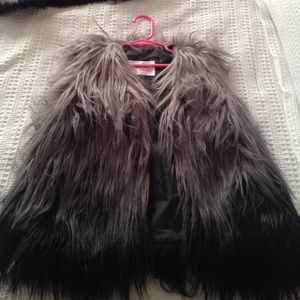 Ombré fur vest