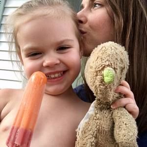 Meet your Posher, Liz