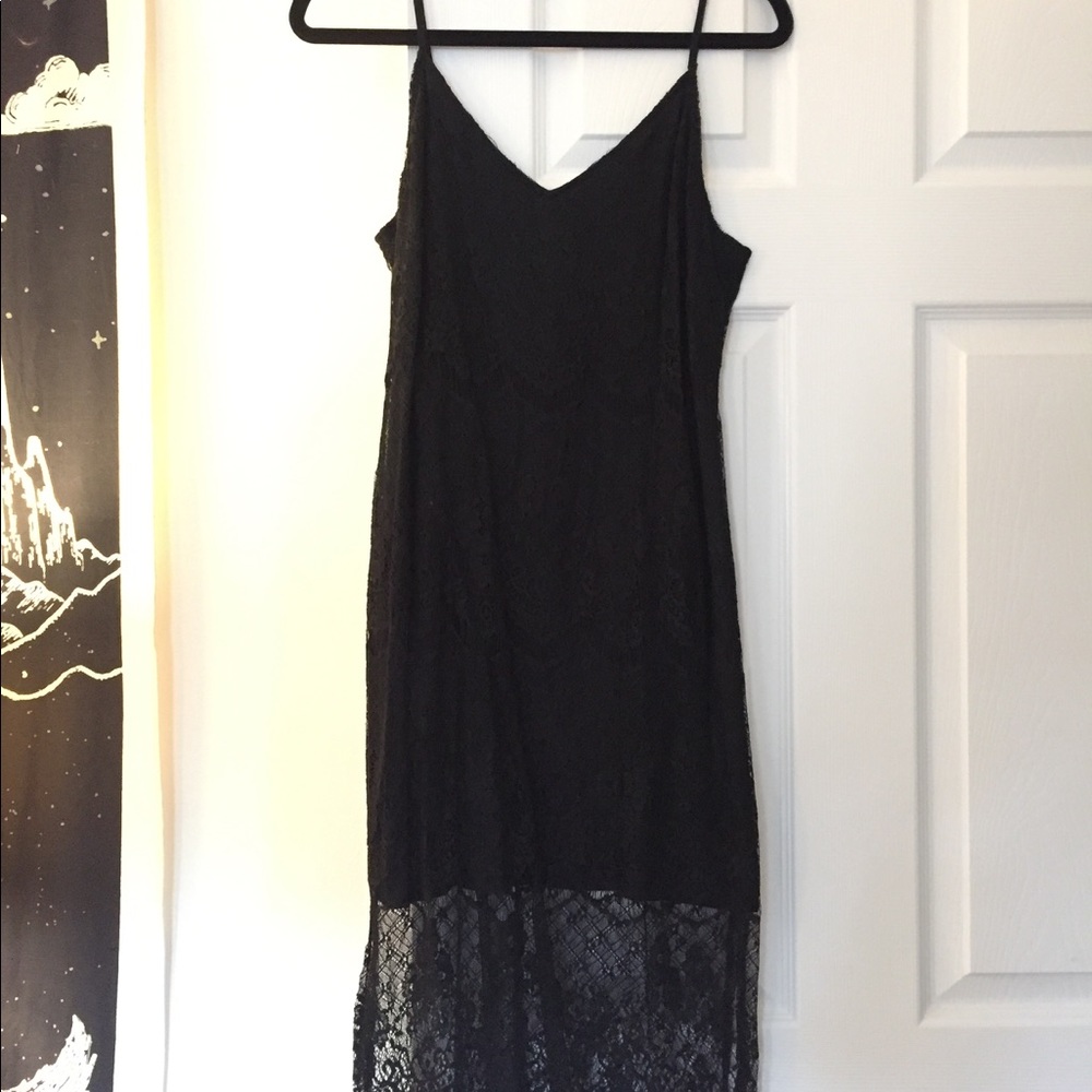 Black lace dress