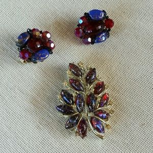 Earrings and brooche