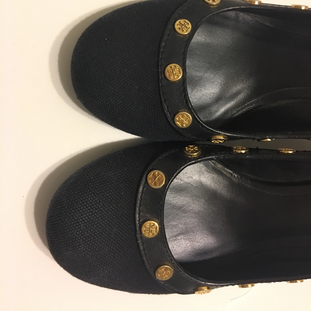 Shoes - Picture 6 of 7