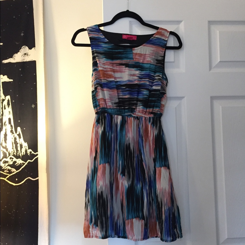 Abstract dress