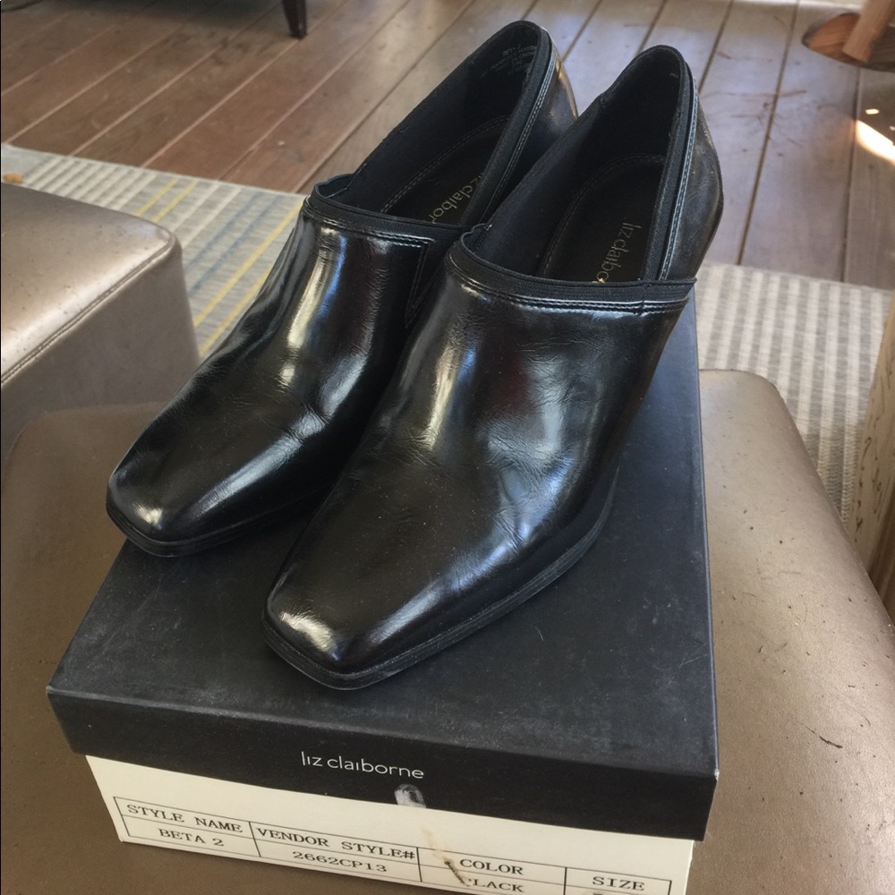 Liz Claiborne Beta 2 - Black - Sz 7M
