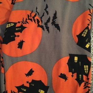 Lularoe OS haunted houses Halloween leggings