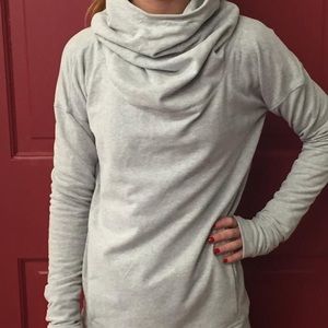 Lululrmon cowl neck pullover