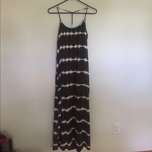 Olive green maxi dress!