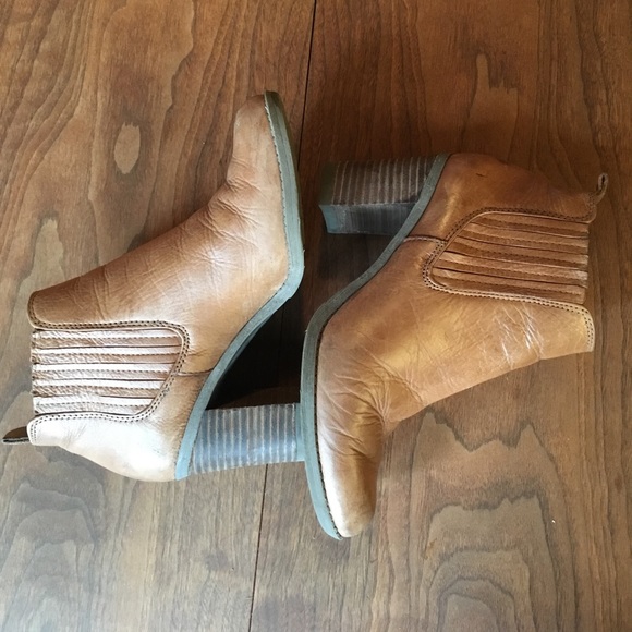 Dr. Scholl's Shoes - Cognac Leather Booties