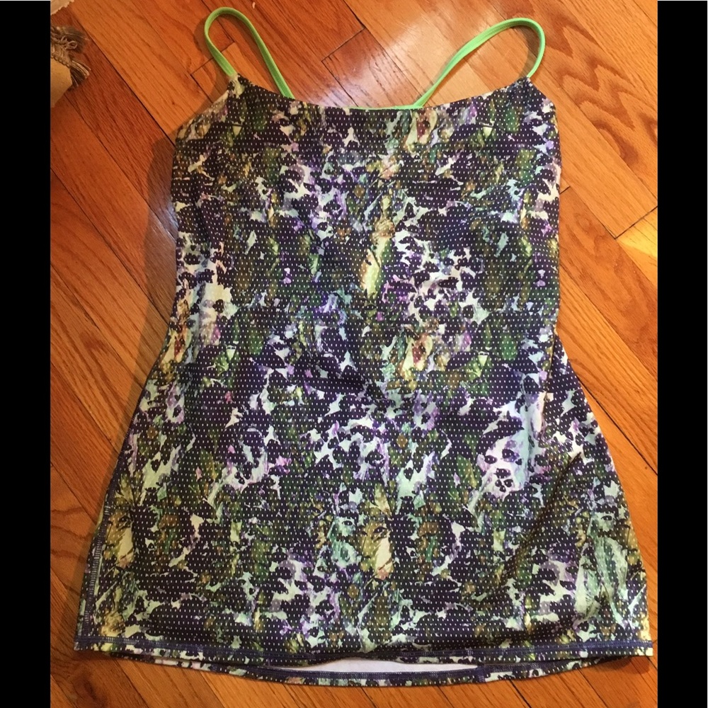 Lululemon tank EUC - Picture 1 of 5