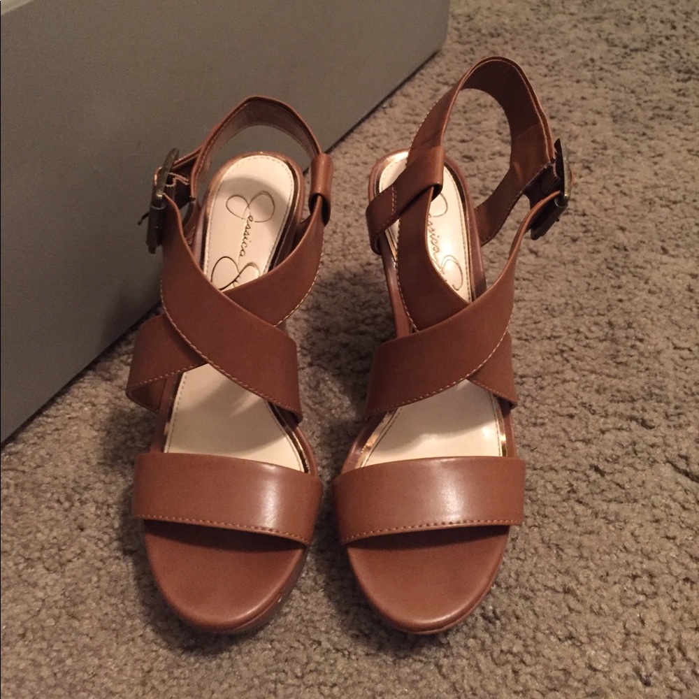 Cognac brown wedge