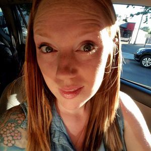 Meet your Posher, Caitlin