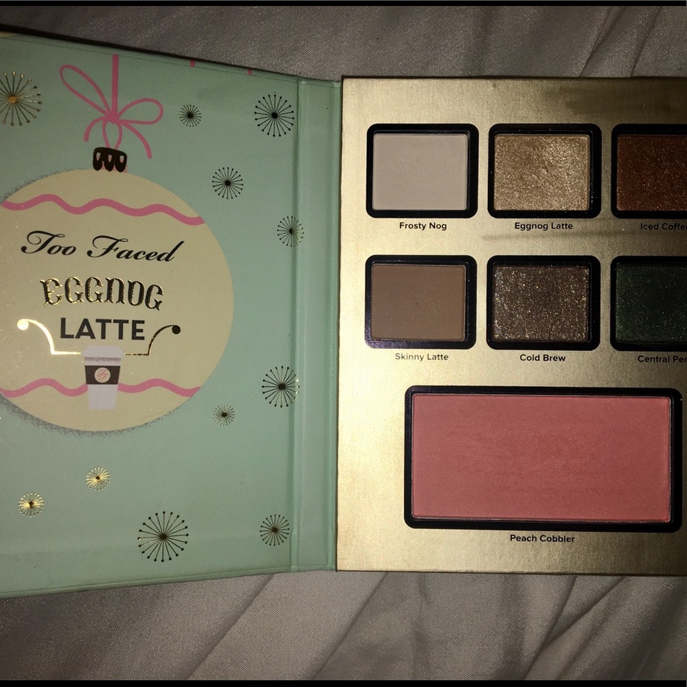 Too Faced Eggnog Latte Xmas Eyeshadow Palette