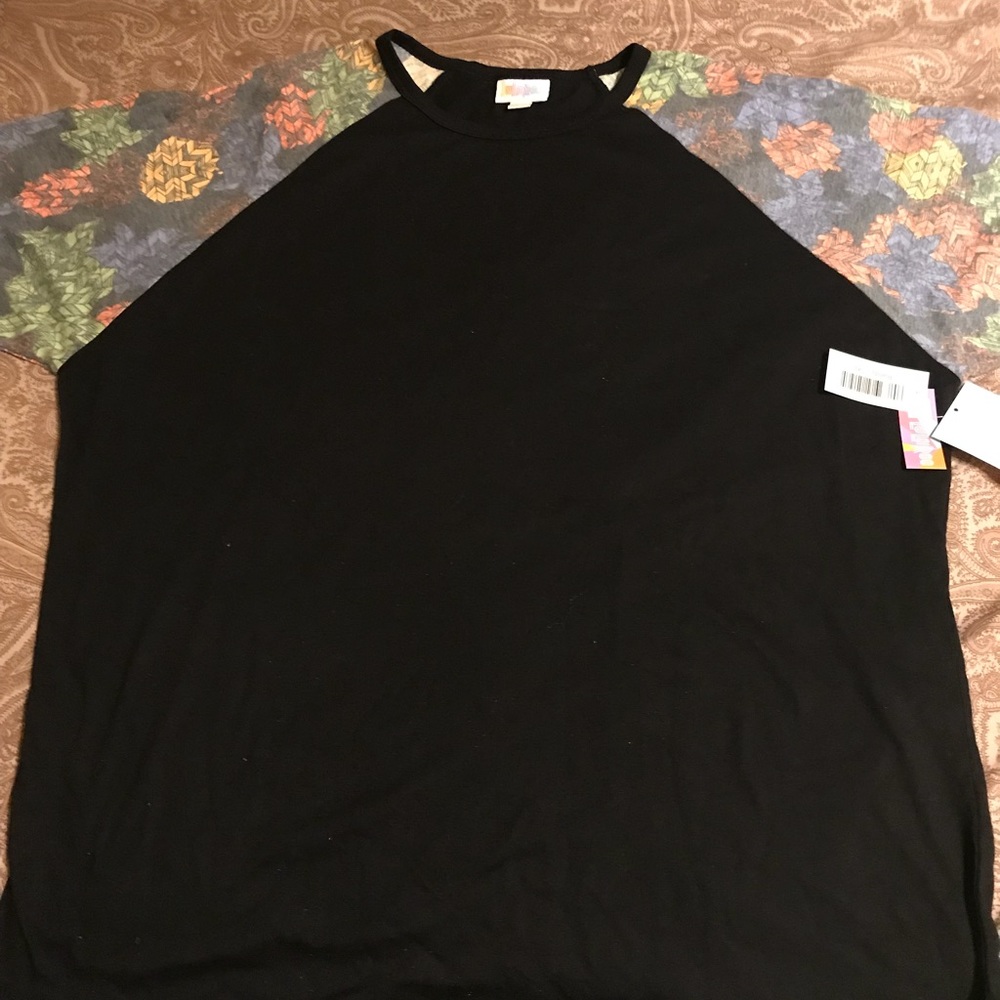 Brand new Lularoe Randy shirt