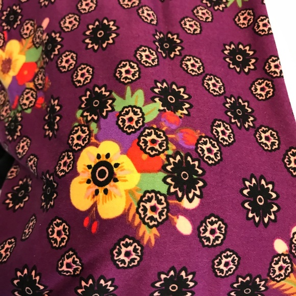 🧚🏼♀️ price drop! Brand new Lularoe leggings! - Picture 2 of 2