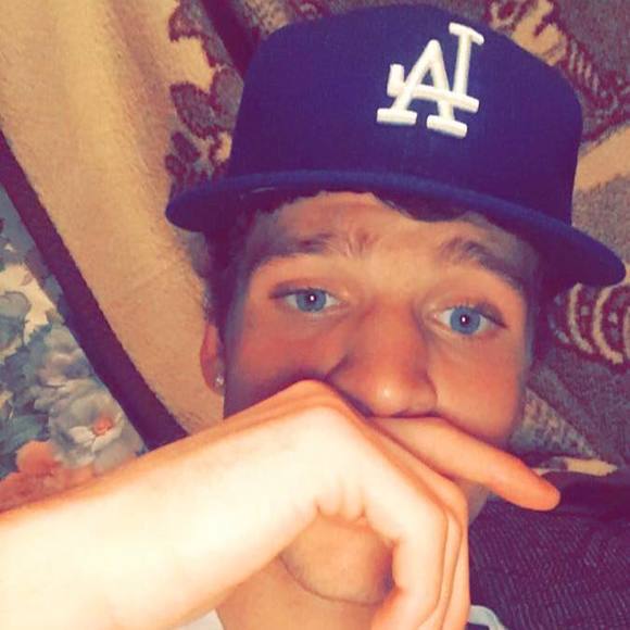 Meet your Posher, Kelton - Picture 1 of 1