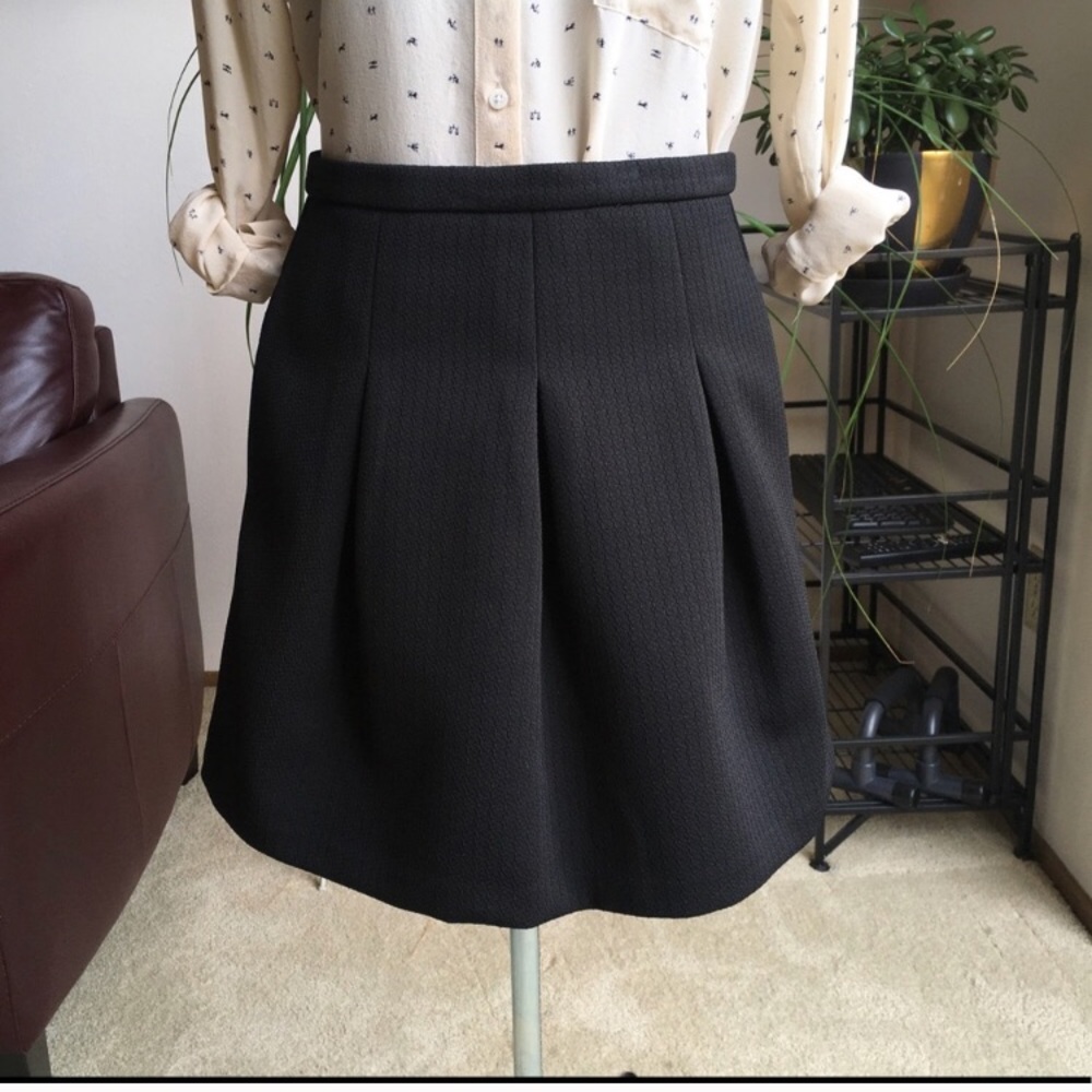 Madewell Textured Skirt with Pockets