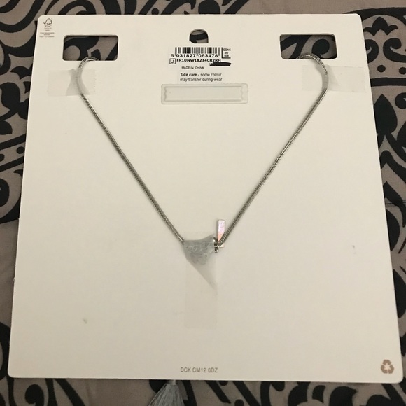 Statement piece - Picture 2 of 2