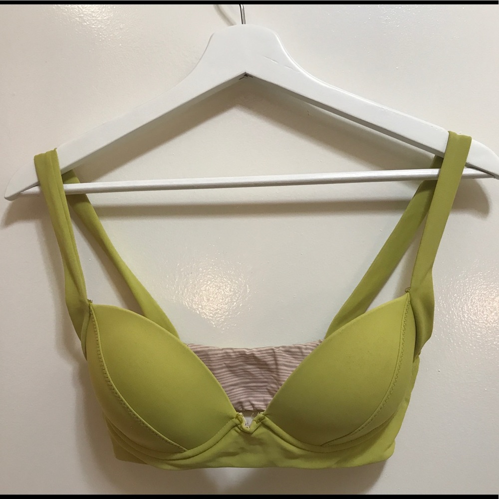 ACACIA Swimwear top in lilikoi size small