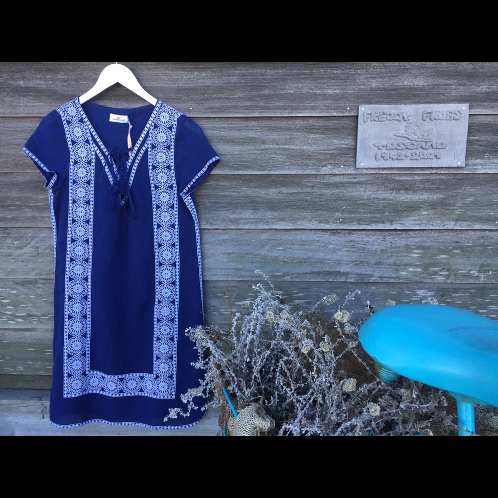 Vineyard Vines Embroidered Dress