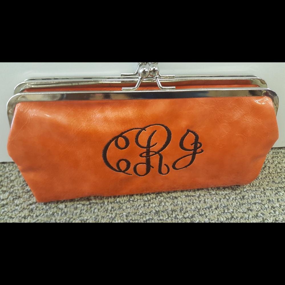 Monogram wallets - Picture 3 of 7