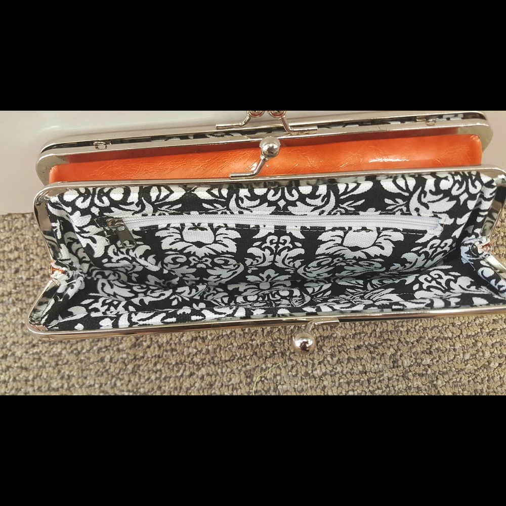 Monogram wallets - Picture 7 of 7