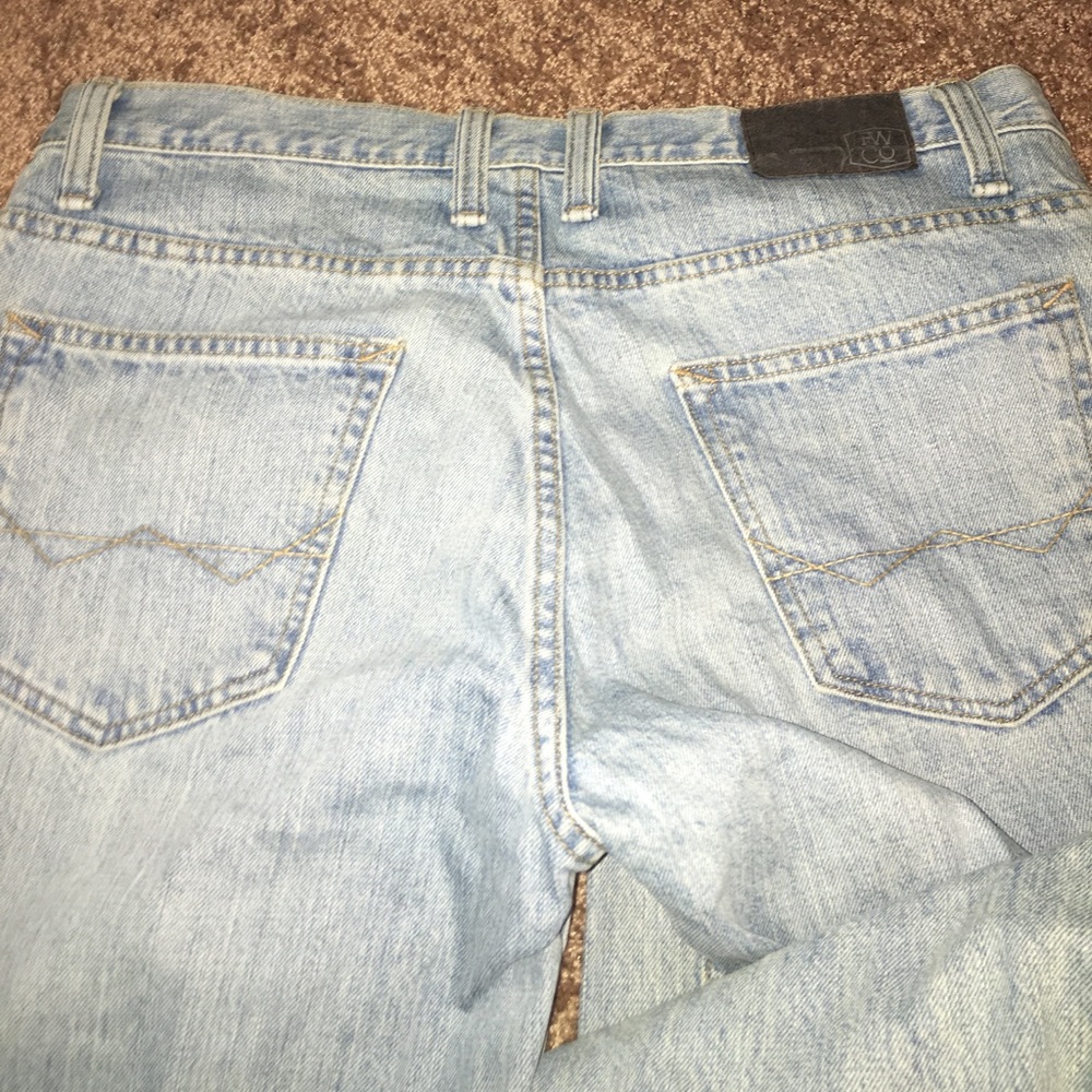 Denim - Picture 4 of 5