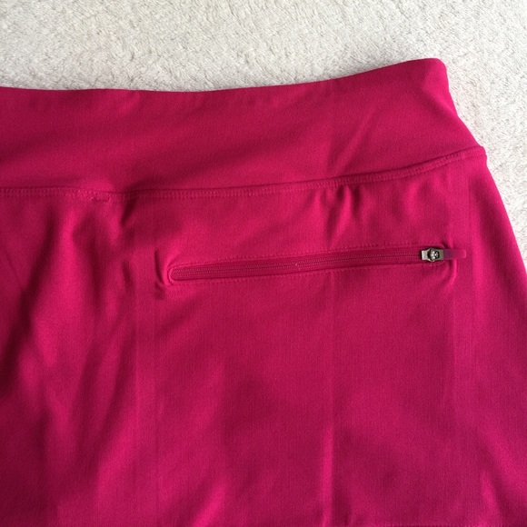 Nike Berry Pink Knit Skirt Skort - Attached Shorts - Picture 6 of 6