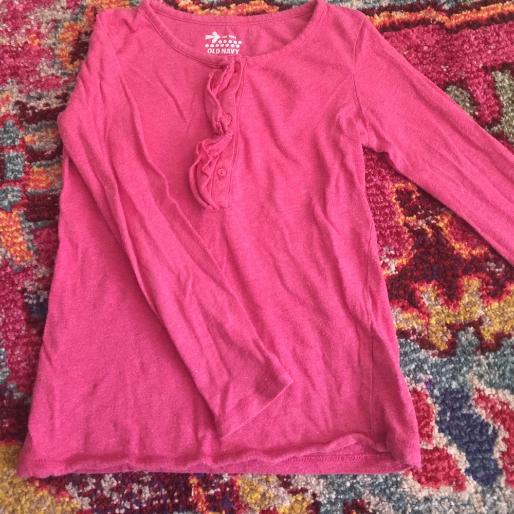 Long sleeve shirt.