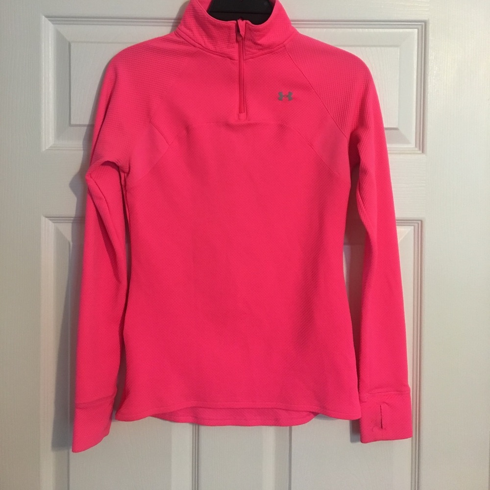 UA Fitted Quarter Zip Pull Over