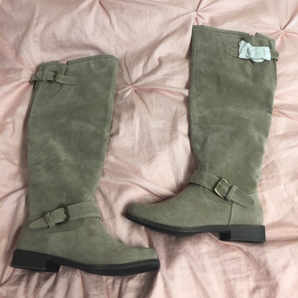 Ridding boots