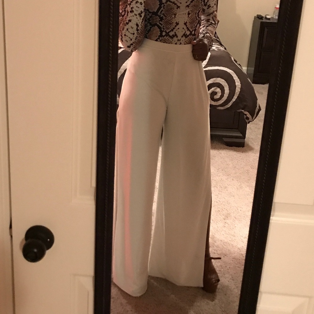 White wide leg pants