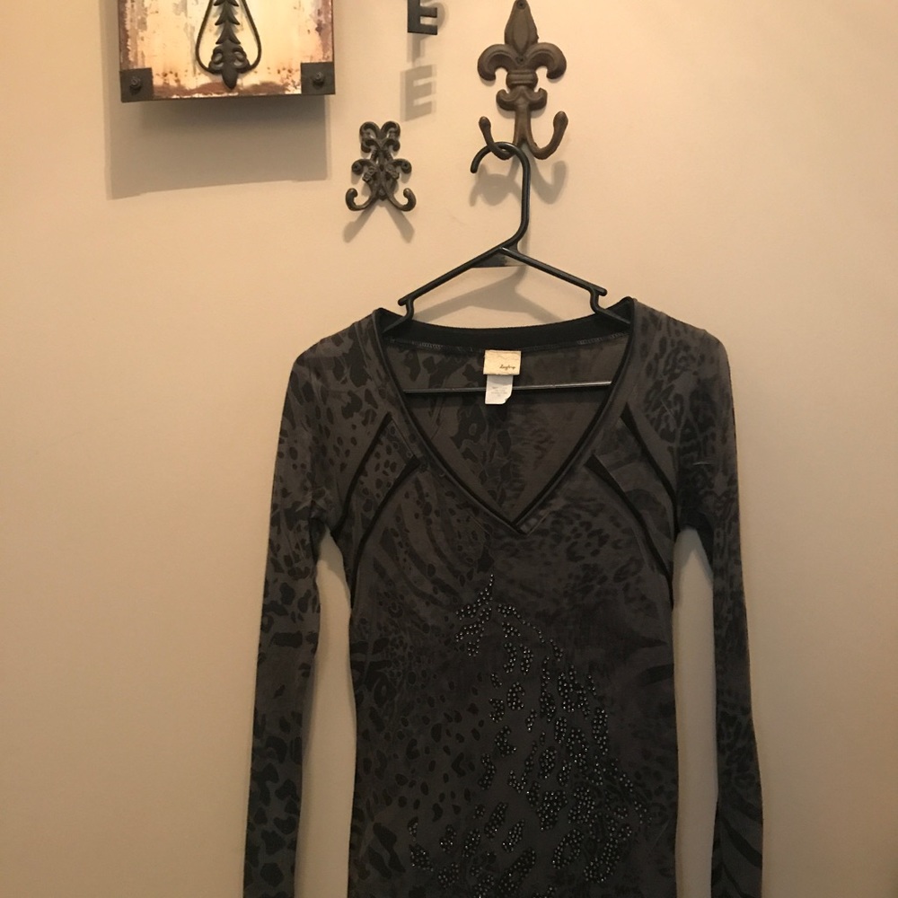 Day Trip-Buckle Long Sleeve. Used.