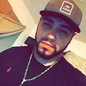 Meet your Posher, Cesar