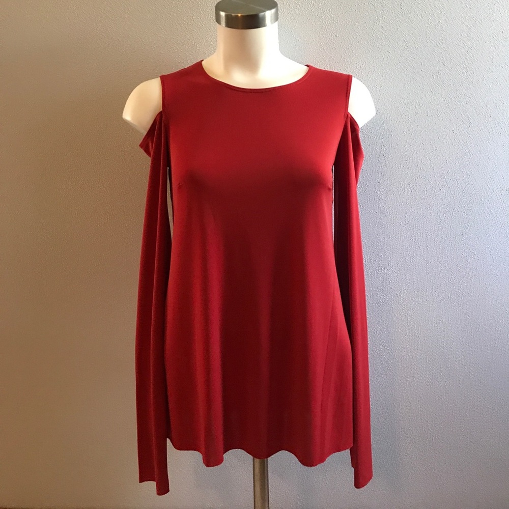 Sold- Bailey44 cut-out shoulder top - Picture 6 of 8