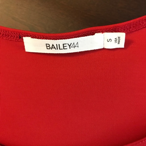 Sold- Bailey44 cut-out shoulder top - Picture 4 of 8