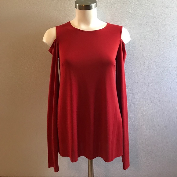 Sold- Bailey44 cut-out shoulder top - Picture 6 of 8