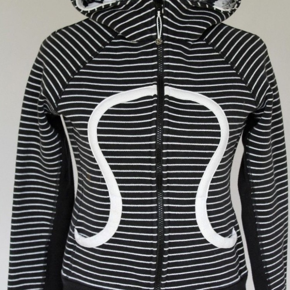 Lululemon Scuba Hoodie Parallel Stripe Black&White