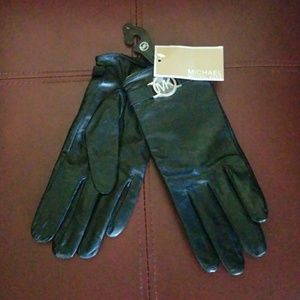 Michael Kors Gloves