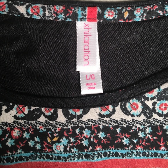 OPEN BACK PRINT TOP - Picture 3 of 3