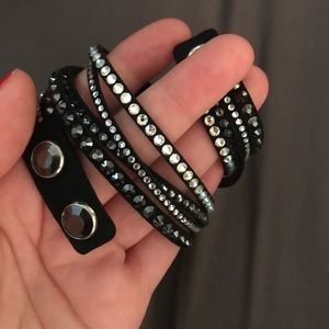 Slake Deluxe Black Swarovski Cristal Bracelet