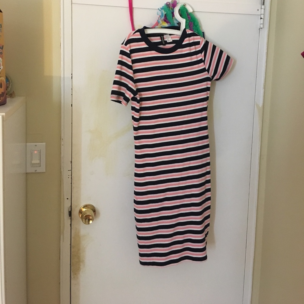 Beautiful pink and white sweater dress