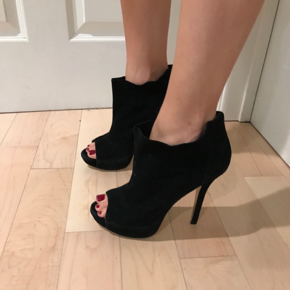 Steve Madden Lovelly Black Peep Toe Ankle Bootie
